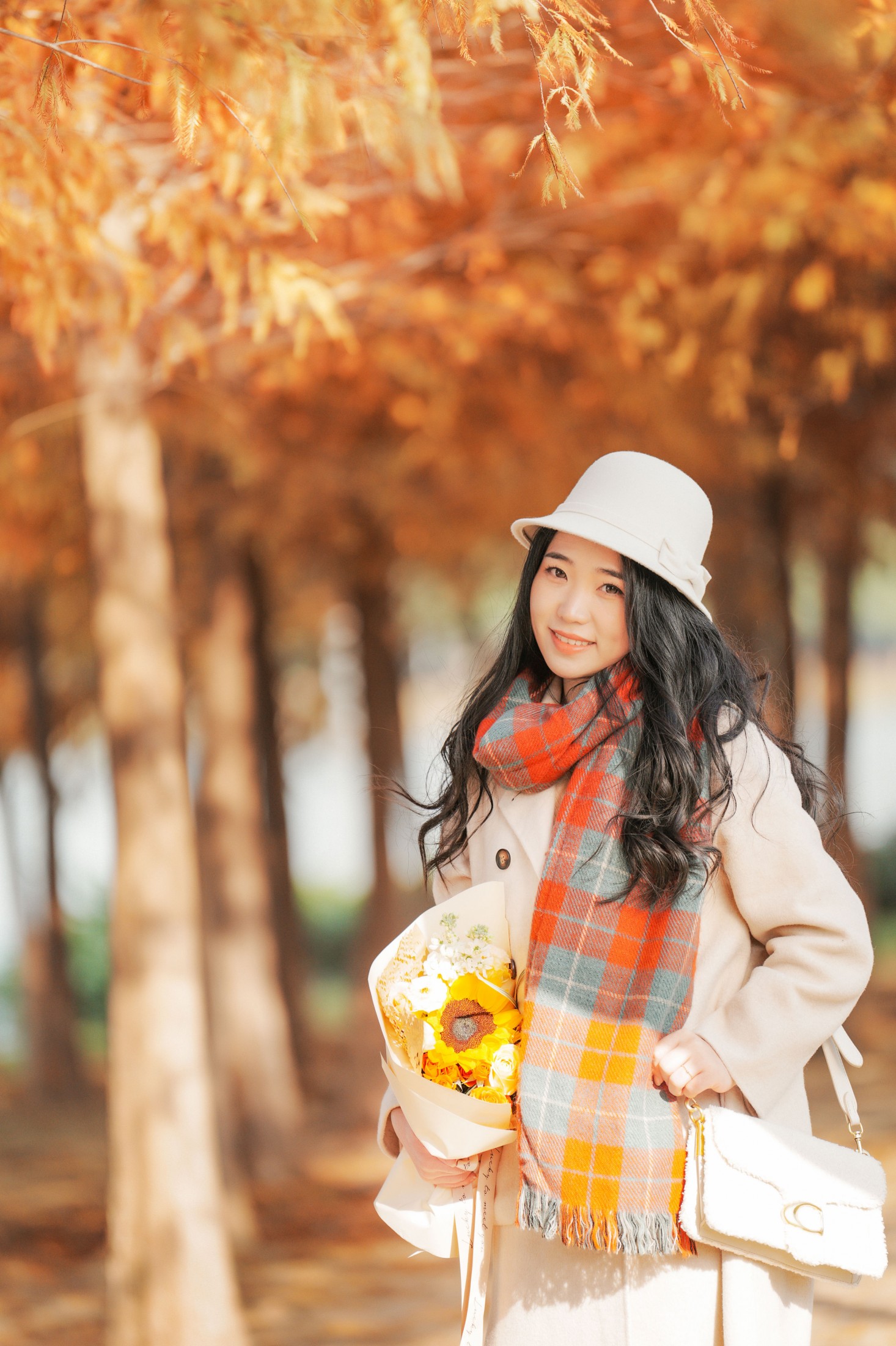 陆琳 – 《秋季人像拍摄》[15P]